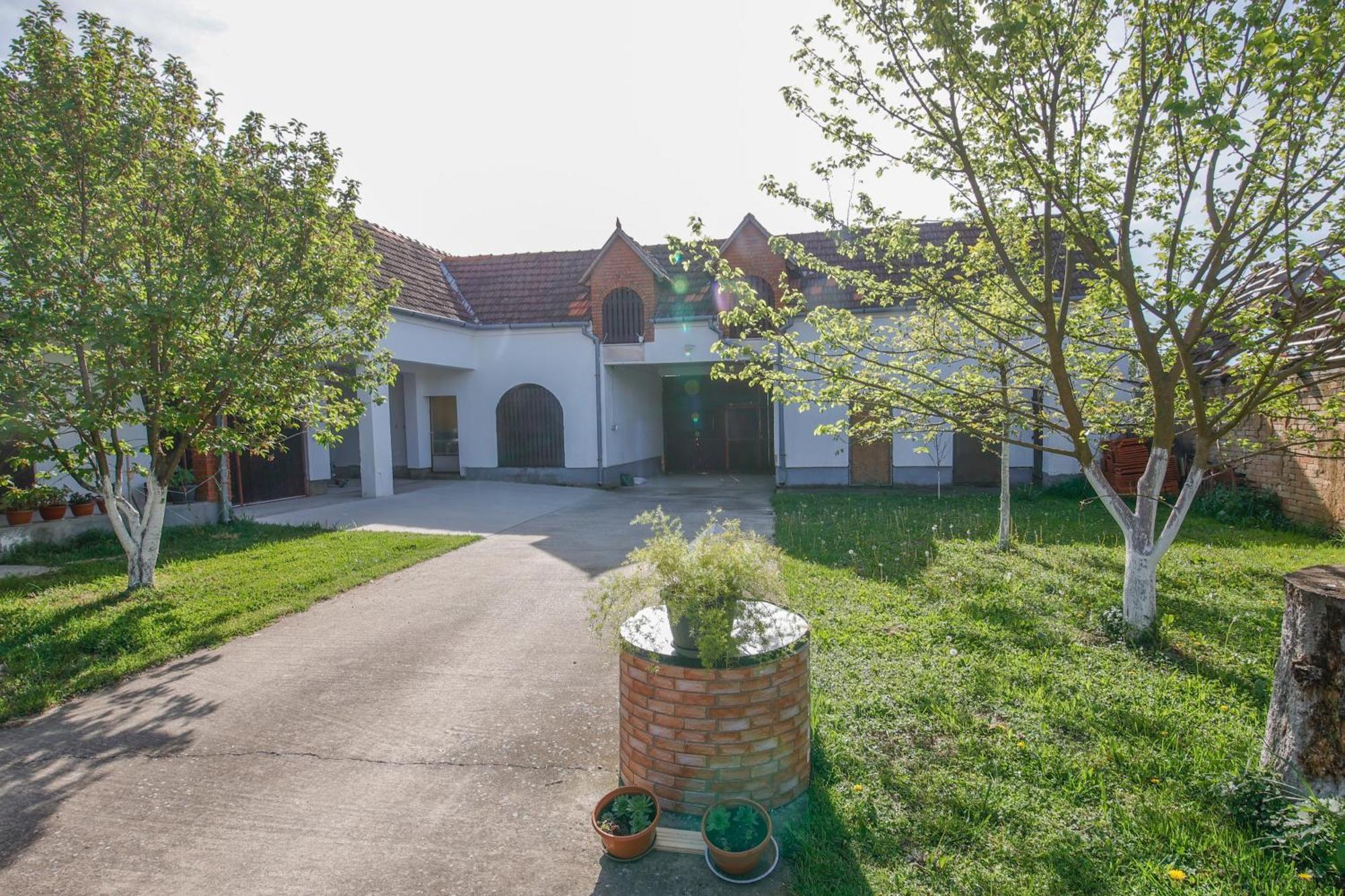 Apartman Marta I Soba Maja Gradiste Luaran gambar